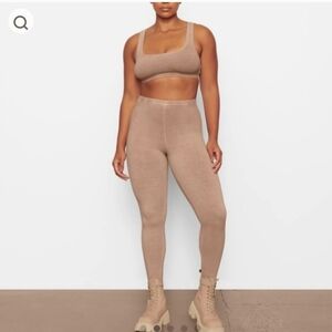 SKIMS Seamless Tan Outdoor Leggings